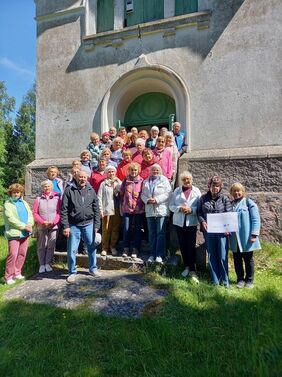 Kärla eakad Muhu saarel õppereisil